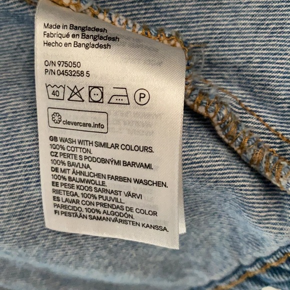 H&M Men’s Distressed Denim Jacket - Picture 4 of 4